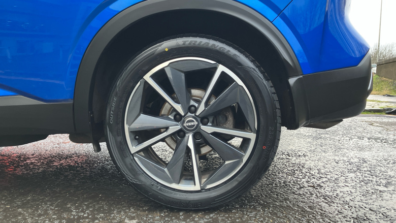 Nissan Qashqai 1.3 DiG-T MH 158 Tekna 5dr Petrol Hatchback